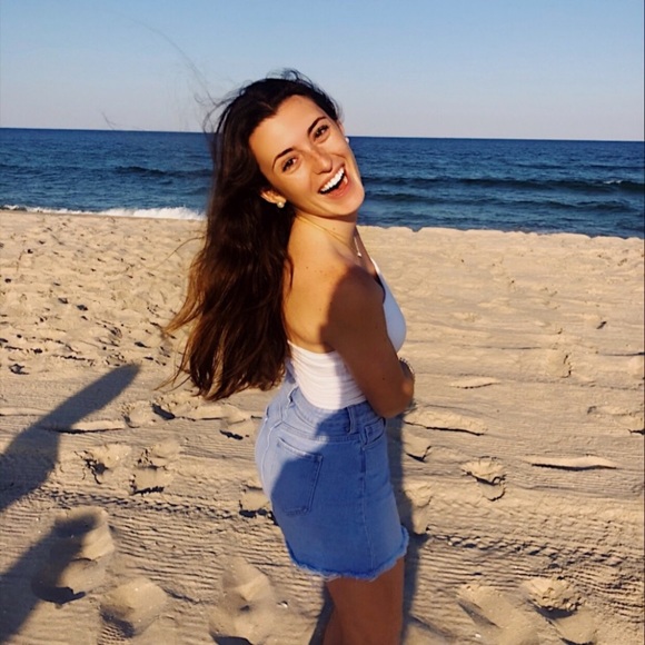 Meet your Posher, Bianca - Picture 1 of 1